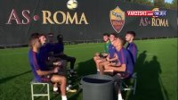 حرکت نمایشی جالب بازیکنان رم
