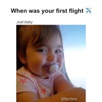 اولین تجربه پرواز دختر کوچولو