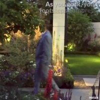 تبدیل انرژی حرکتی قدم های افراد به الکتریسیته در مکان های پر رفت و آمد