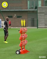 ضربه آزاد زیبای " ماریو بالوتلی "