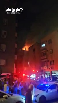 برخاستن ستونی از دود و آتش در محل اصابت موشک به تل آویو