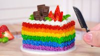آشپزی مینیاتوری واقعی : تزیین کیک رنگین کمانی , توت فرنگی و ...