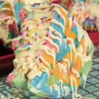 بستنی با نون حصیری رنگارنگ