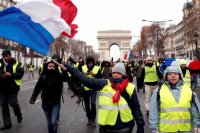 تظاهرات گسترده مردم فرانسه در چهارمین سالگرد جلیقه زردها