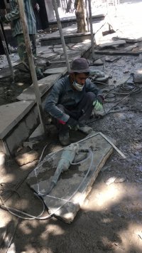 درحال اجرای سنگ لاشه سنگ مالون 09124026545