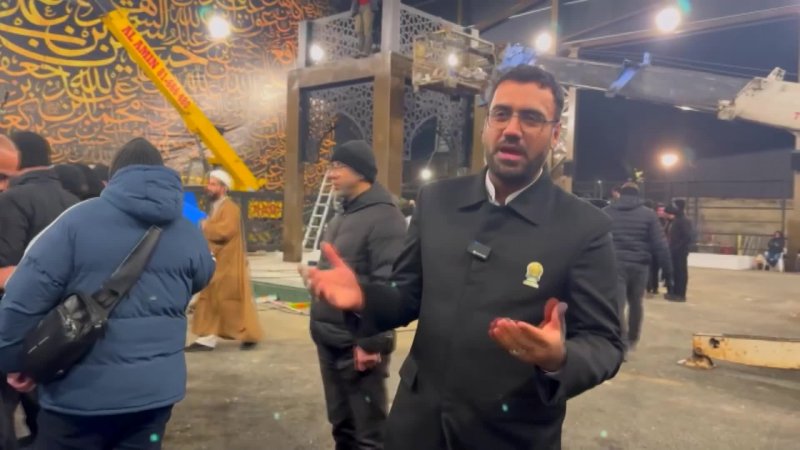 حضور کاروان خدام حرم مطهر رضوی در منزل شهید عماد مغنیه
