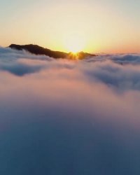 اقیانوس ابر در آسمان