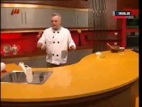 طرز تهیه کیک بستنی شکلاتی