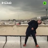 مهارت دختر فوتبالیست ایرانی در روزهای کرونایی