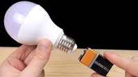 آزمایش علمی جالب با لامپ و باطری 9 ولتی