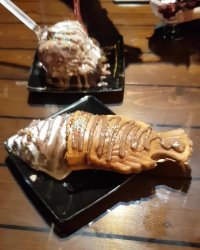 جلاتو بستنی والیس