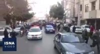همراهی مردم مشهد با خودروی حامل پیکر شهید سپهبد قاسم سلیمانی