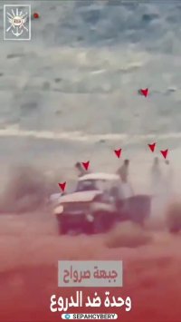 لحظه هدف قرار گرفتن مزدوران سعودی توسط رزمندگان انصارالله یمن