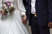 درخواست جالب عروس و داماد از مهمانان برای آوردن هدیه !!!