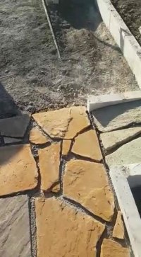 نصب سنگ مالون نصب سنگ لاشه در طراحی محوطه باغ ویلا 09124026545