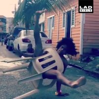 کلیپ خنده دار اینستا - صندلی موزیکال