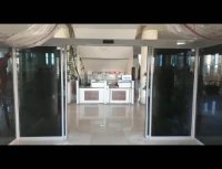 درب اتوماتیک شیشه ای در شهرداری منطقه 13 اصفهان