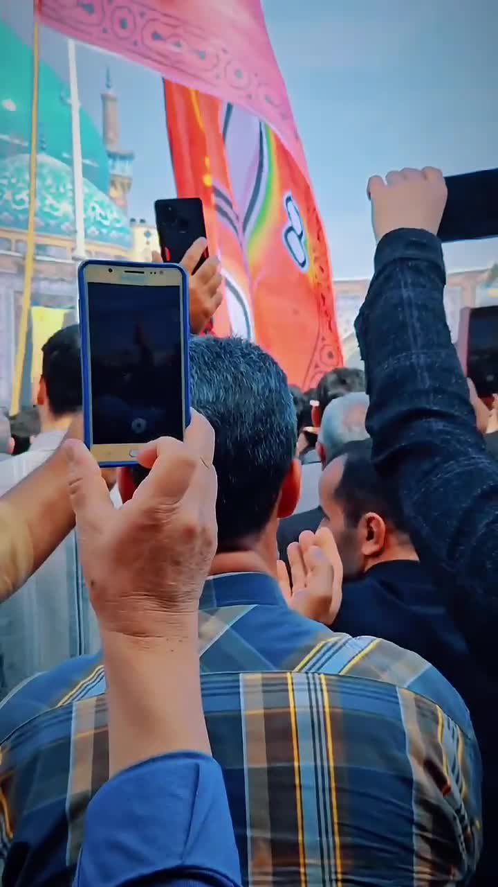 کمی از قشنگی حرم دم تحویل سال ببینید