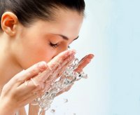 بهترین روش برای شستن صورت