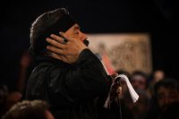 مراسم عزاداری شب پنجم محرم با مداحی حاج محمود کریمی