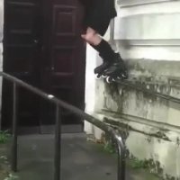 اسکیت باز به این خفنی ندیدین!