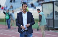 استعفای مددی هنوز پذیرفته نشده است