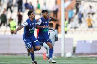 خلاصه بازی استقلال 7 - تراکتور 1