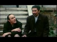 فیلم سینمایی گاهی به آسمان نگاه کن با بازیگری آتیلا پسیانی
