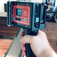 چاپ بر روی بسته بندی نایلونی نان با جت پرینتر دستی DCN 806