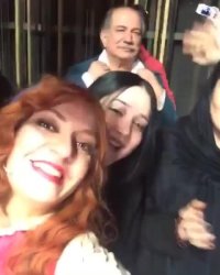 میخوام تشکر کنم از تک تک عوامل الیورتوییست