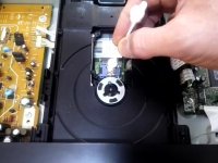 چگونه لنز دی وی دی پلیر را تمیز کنیم؟