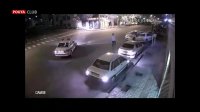 کوبیدن مزدا 3 مسروقه به خودروی گشت پلیس برای فرار از دست ماموران