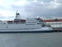 بزرگترین کتابخانه شناور جهان در مالزی