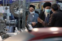 بازدید رهبر انقلاب از نمایشگاه توانمندی های داخلی