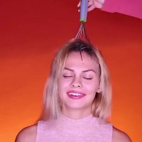 روس ماساژ دادن سر