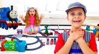 دیانا و روما : قطار اسباب بازی توماس : بازی و سرگرمی کودکانه
