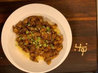 خوراک گوشت و پیازچه به همراه پوره سیب زمینی