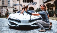 میلان رد، ابرخودروی  اتریش رونمایی شد !