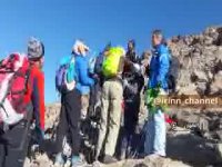 صعود کوچکترین کوهنورد به قله دماوند