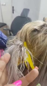 حریری شدن موهای اسیب دیده از دکلره