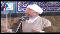 واکنش علامه آملی به خانمی که در جمع با صدای بلند ...