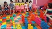 بازی های حرکتی و افزایش  تمرکز در دوره جایگزین مهد در خانه مادر و کودک ایرانی