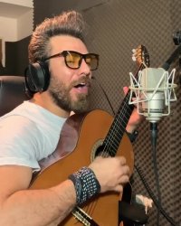 دانلود آهنگ گرشا رضایی میدونی که مریضم کردی تو درمون و دردی