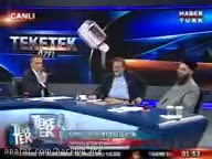 نزول فرشتکان بر کعبه