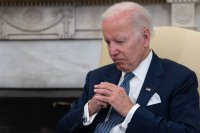 رئیس جمهور آمریکا در سراشیبی محبوبیت