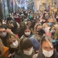 فراموشی کرونا در صف حراج 39 هزار تومانی!