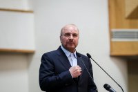 رئیس مجلس: لزوم تلاش برای حل مشکلات مردم