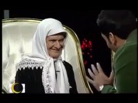 خواستگاری احسان علیخانی از پیرزن در برنامه ماه عسل