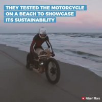 موتور سیکلت چوبی