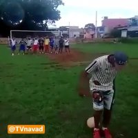 پشت پای عالی که تبدیل به گل شد